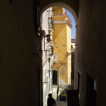 Alfama Cozy Loft Apartament *